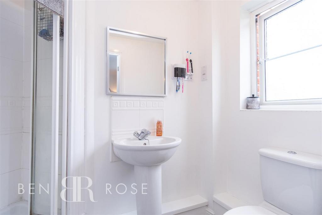 Master Ensuite
