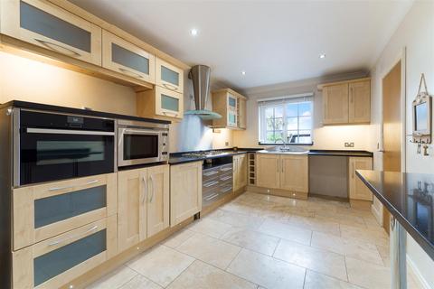 93 Dorking Road, Epsom, KT18 7JU