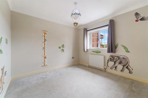 93 Dorking Road, Epsom, KT18 7JU