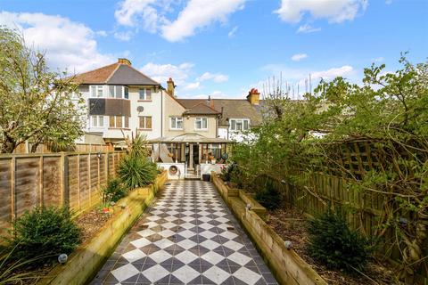 127 Horton Hill, Epsom, KT19 8SY
