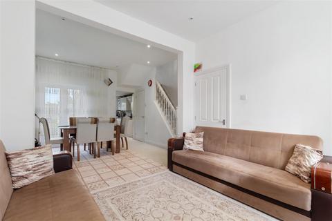 3 bedroom terraced house for sale, Town Road, London N9