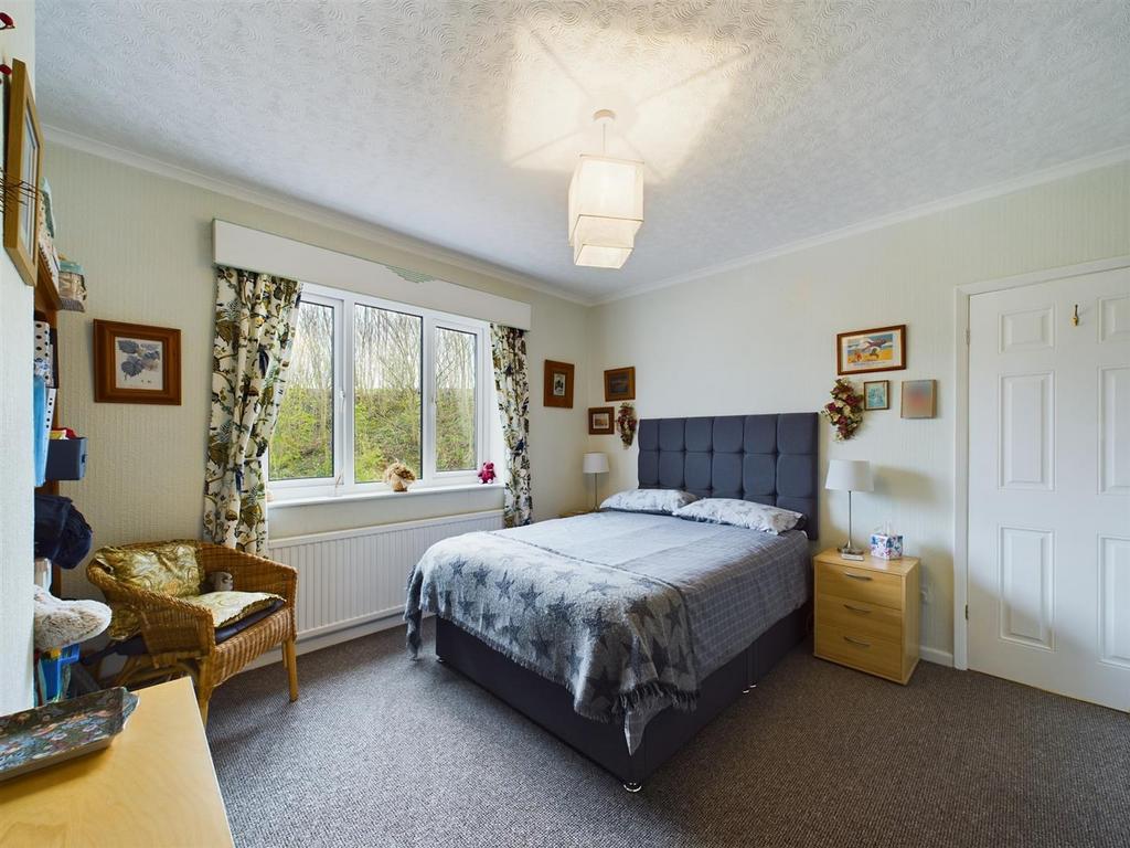 Bedroom:
