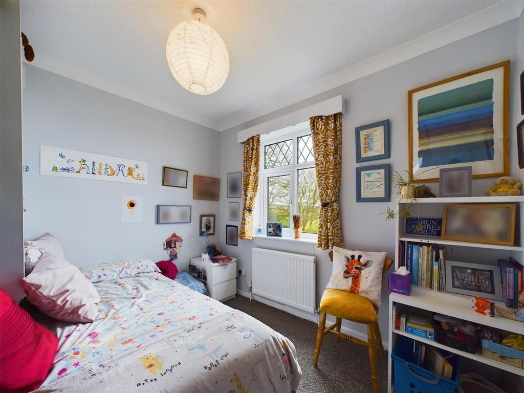 Bedroom: