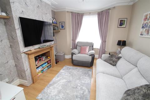 3 bedroom house for sale, Kingshill Road, Old Town, Swindon