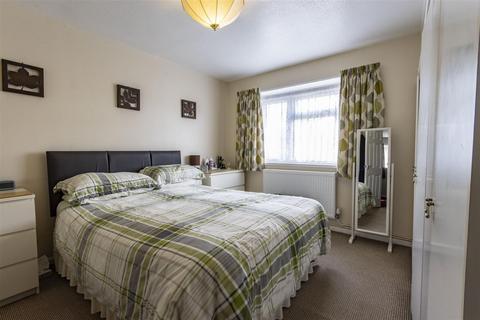 2 bedroom apartment for sale, Harehill Road, Chesterfield