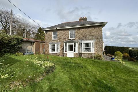 5 bedroom detached house for sale, Exeter Road, Winkleigh