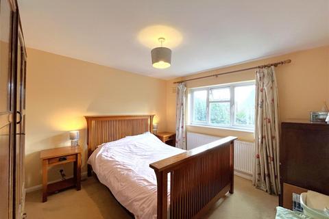 33 Green Lane, Warwick, CV34 5BP