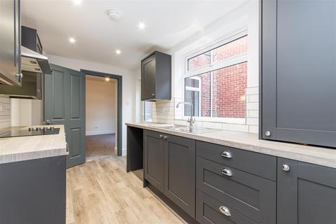 2 bedroom flat to rent, Hugh Street, Wallsend, Tyne and Wear