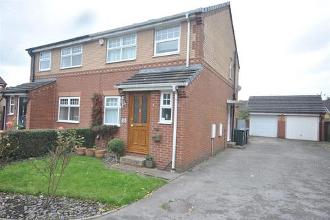 3 bedroom semi-detached house to rent, Bootham Park, Daisy Hill Bradford BD9