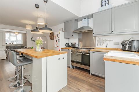 35 Green Walk, Crayford, Dartford, DA1 4JP