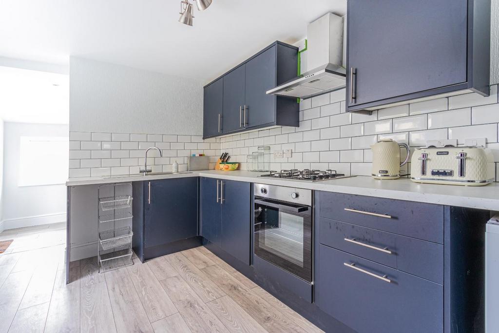 Street, Barry CF63 3 bed terraced house for sale £210,000