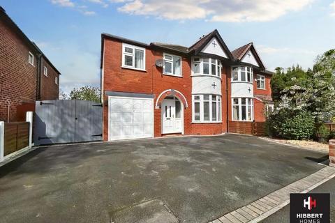 4 bedroom semi-detached house for sale, Walton Road, Sale