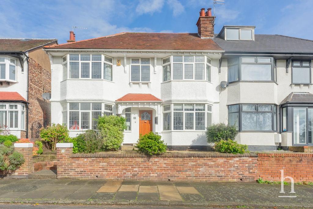 St Park, New Brighton CH45 4 bed semidetached house for sale