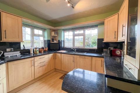 4 bedroom detached house for sale, Wick Road, Ewenny, Vale of Glamorgan, CF35 5BL