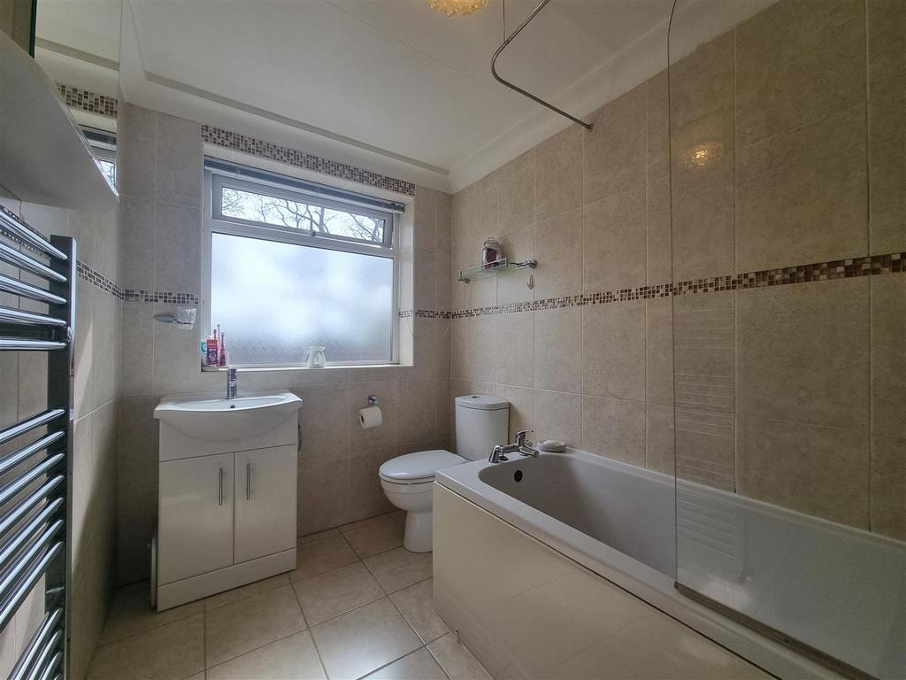 Alce bath.jpg