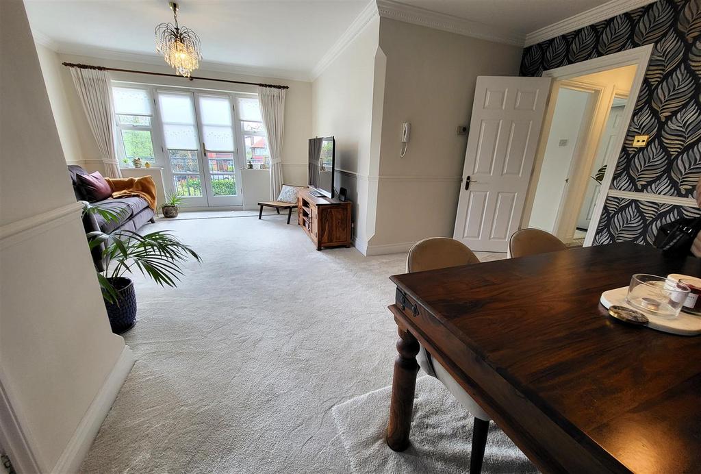Living / dining room