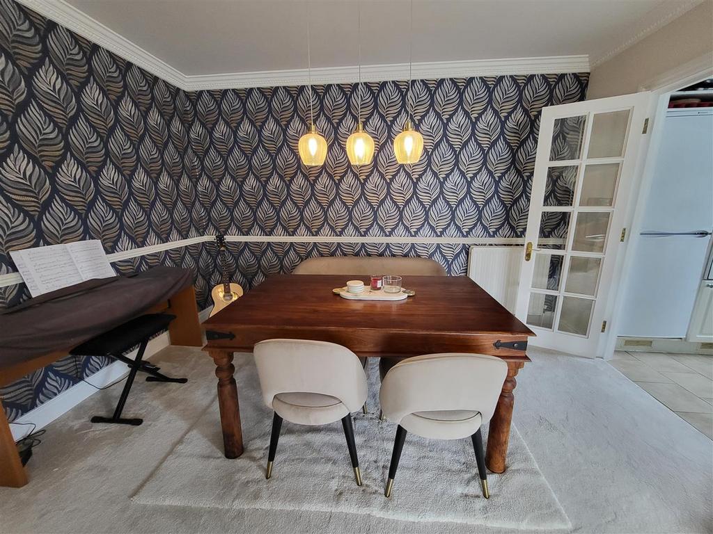 Dining area: