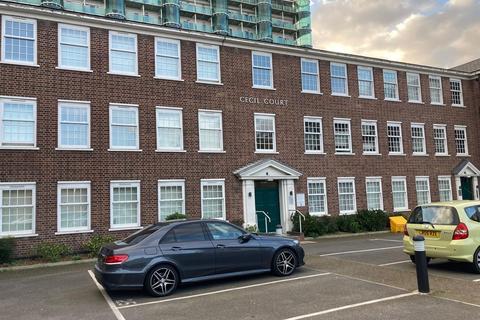2 bedroom flat to rent, London Road, Enfield