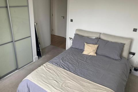 1 bedroom house to rent, River Front, Enfield