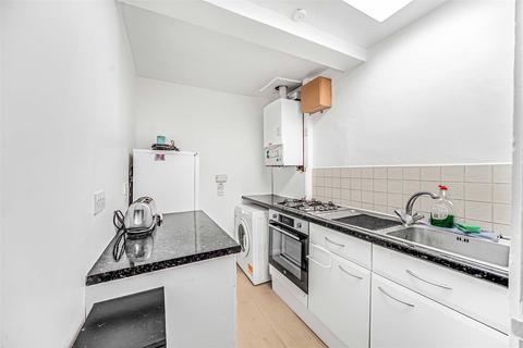 1 bedroom flat for sale, Perth Road, Finsbury Park