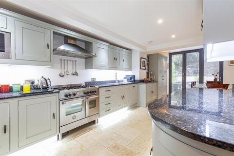 1 Edale Road, Hope, Hope Valley, S33 6ZF