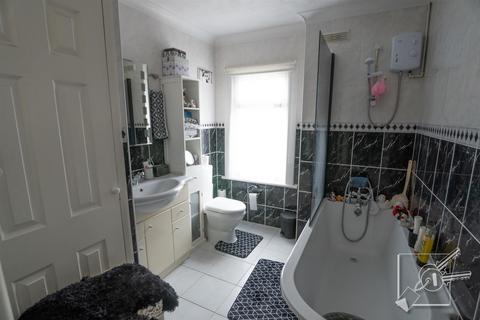 2 Gordon Place, Gravesend, DA12 2DA