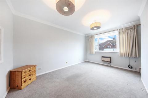 2 bedroom townhouse for sale, Byron Road, Wembley