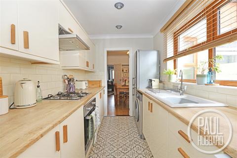 3 bedroom end of terrace house for sale, Fir Lane, Oulton Broad North, NR32