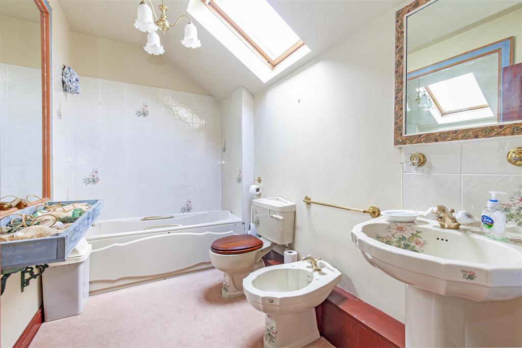 Bathroom-1.jpg