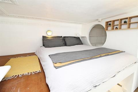 1 bedroom apartment for sale, First Avenue, Hove