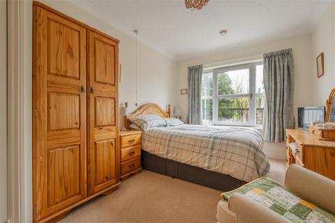 3 bedroom retirement property for sale, Back Lane, Keynsham, Bristol