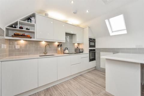 2 bedroom detached house for sale, High Street, Broughton, Stockbridge