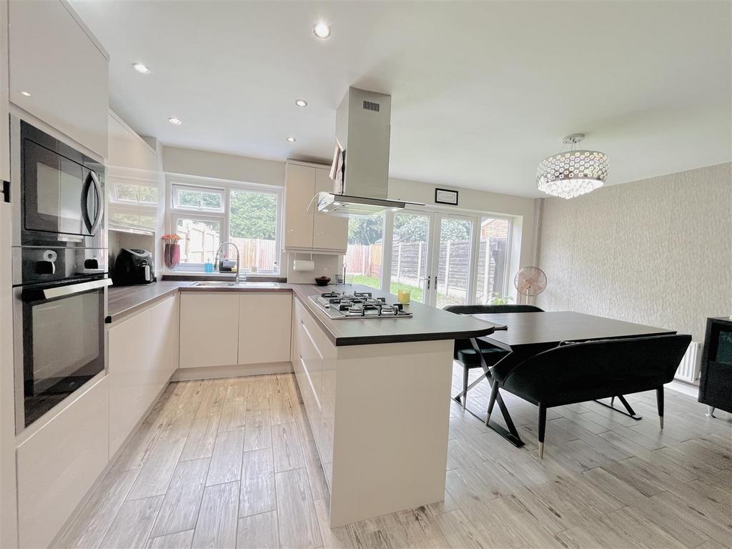 Dining Kitchen