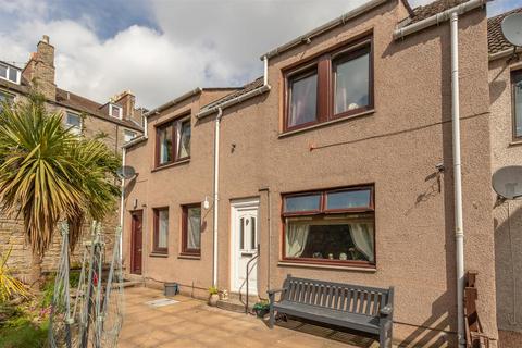2 bedroom terraced house to rent, North William Street, Perth
