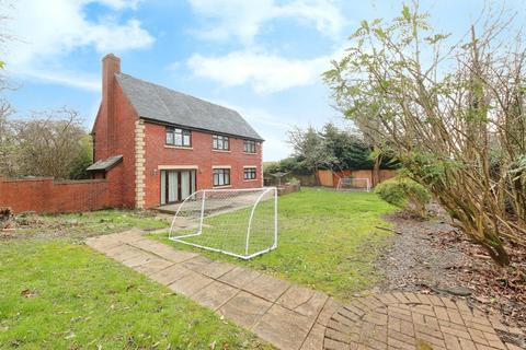4 bedroom detached house for sale, Ashborough Drive, Solihull