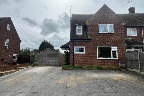 4 bedroom semi-detached house for sale, Rookery Crescent, Cliffe, Rochester, ME3