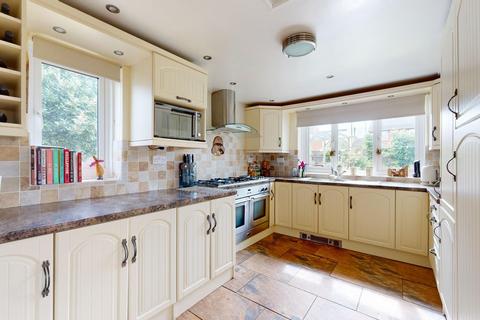 25 Rookery Crescent, Cliffe, Rochester, ME3 7RH