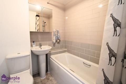 49 Elton Fold Chase, Bury, BL8 1PW