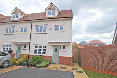 4 bedroom end of terrace house to rent, Merlin Close, Woodford, Stockport