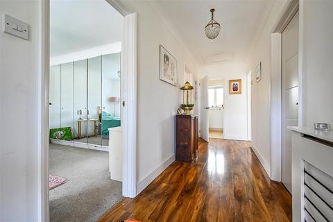 27 Bonnar Road, Selsey, Chichester, PO20 9AT