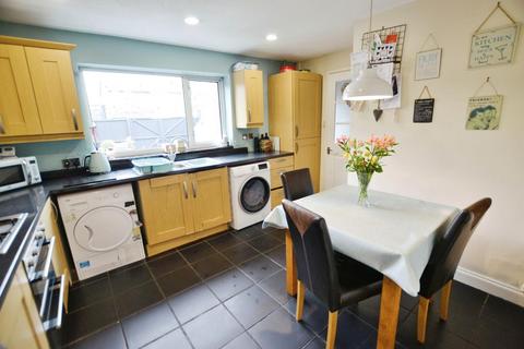 3 Burnbush Close, Bristol, BS14 8LQ
