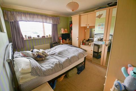 3 Burnbush Close, Bristol, BS14 8LQ