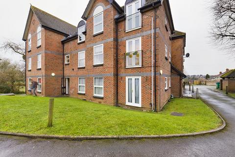 2 bedroom flat to rent, Royal Court, Southampton, Hampshire