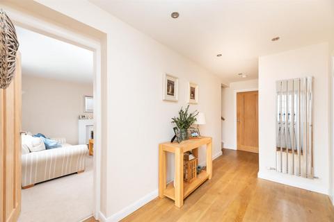 12 Kings Close, Otley, LS21 1RQ