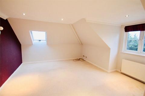 2 bedroom penthouse to rent, Windsor Lane, Burnham SL1