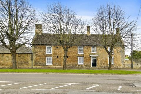 5 bedroom detached house for sale, North End, Higham Ferrers NN10