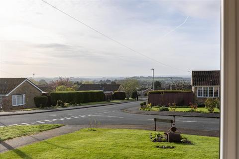 2 Beech Drive, Kirkbymoorside, York, YO62 6BY