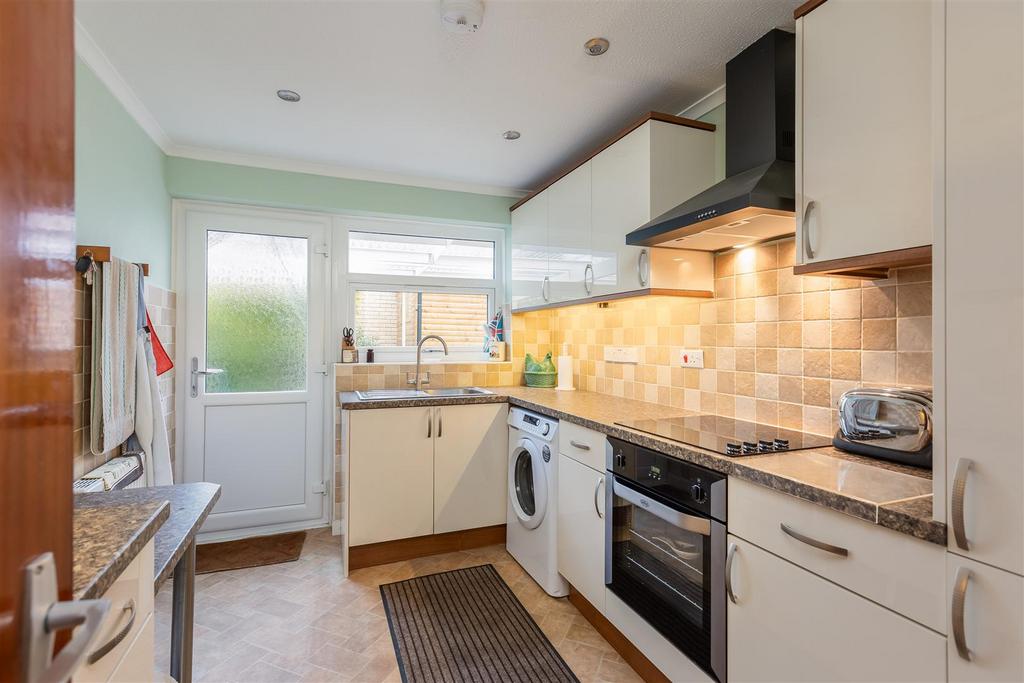 Beech Drive 2 Kitchen-1.jpg