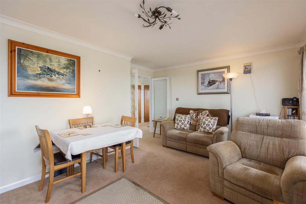 Beech Drive 2 Reception Room-5.jpg