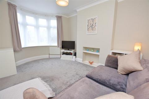 3 bedroom terraced house for sale, Ashtree Avenue, Mitcham CR4